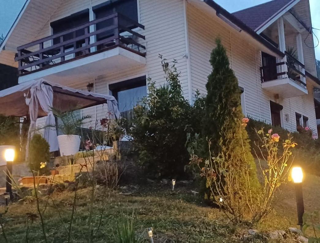 הוילה פיאטרה ניאמט Casa Irina מראה חיצוני תמונה