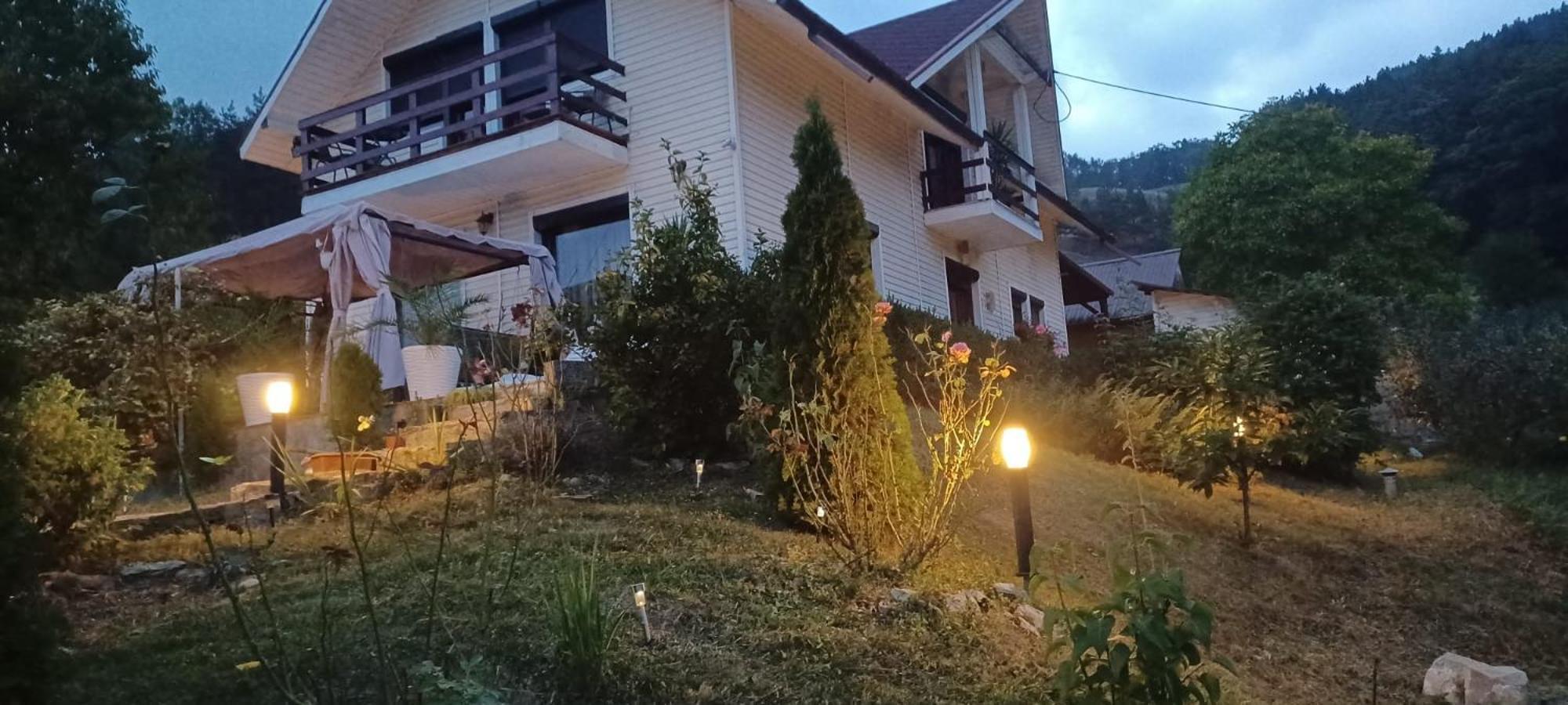 הוילה פיאטרה ניאמט Casa Irina מראה חיצוני תמונה
