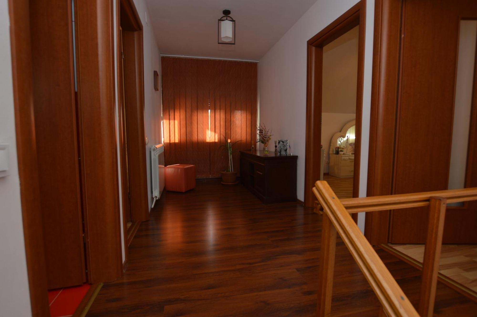 הוילה פיאטרה ניאמט Casa Irina מראה חיצוני תמונה